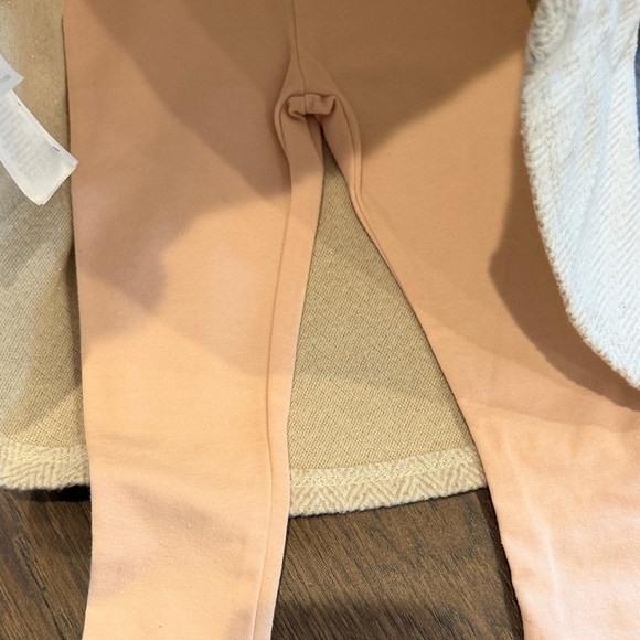 Tahari Baby Cream Dress with Pink Bow and Leggings 2T C8-004 - Picture 5 of 6